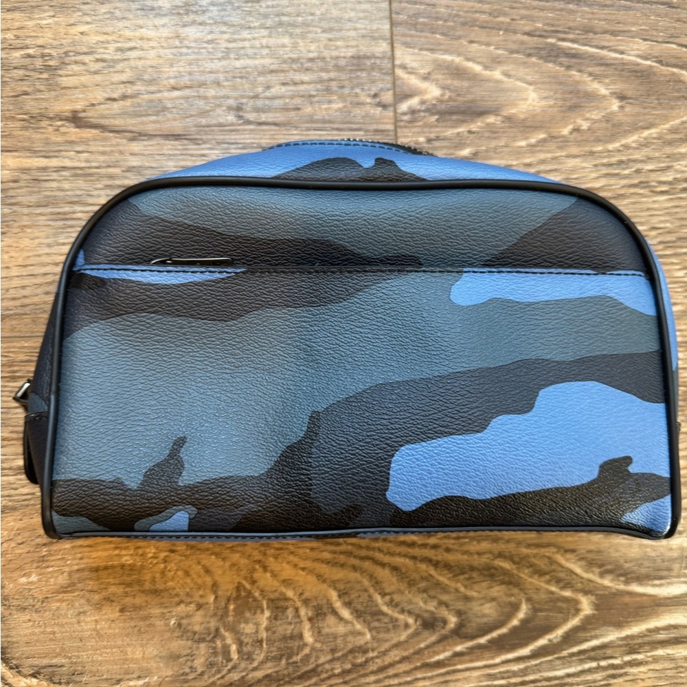 Coach travel kit in blue camo print style no F22545